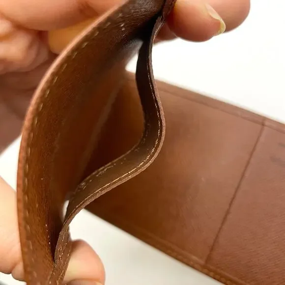 Louis Vuitton Bifold Horizontal Document Flat Wallet - Picture 8 of 9